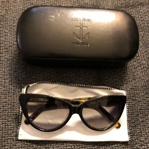 Tres Noir Ultra Lux Black Cat Sunglasses